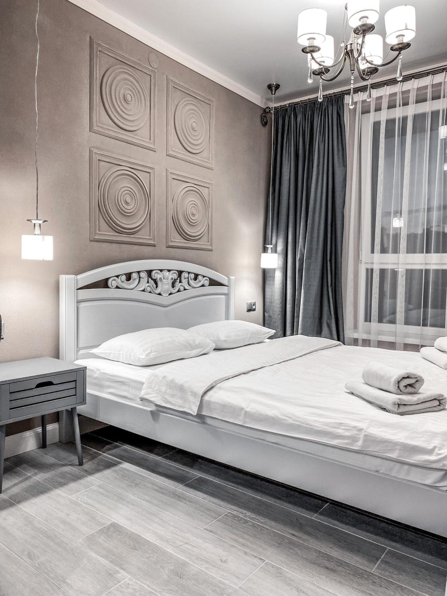 Opera Center Hotel & Apartments Lviv Bagian luar foto
