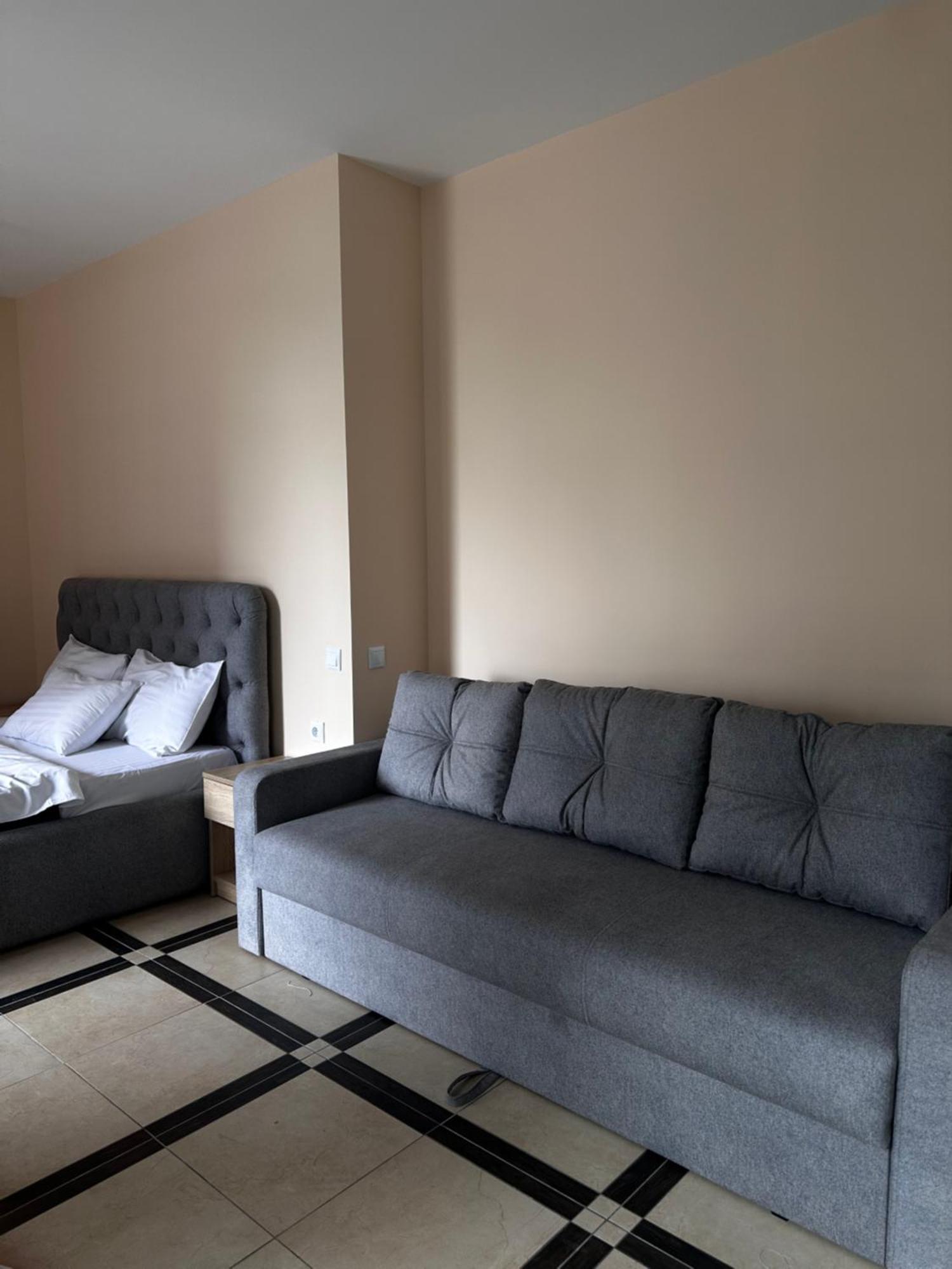 Opera Center Hotel & Apartments Lviv Bagian luar foto