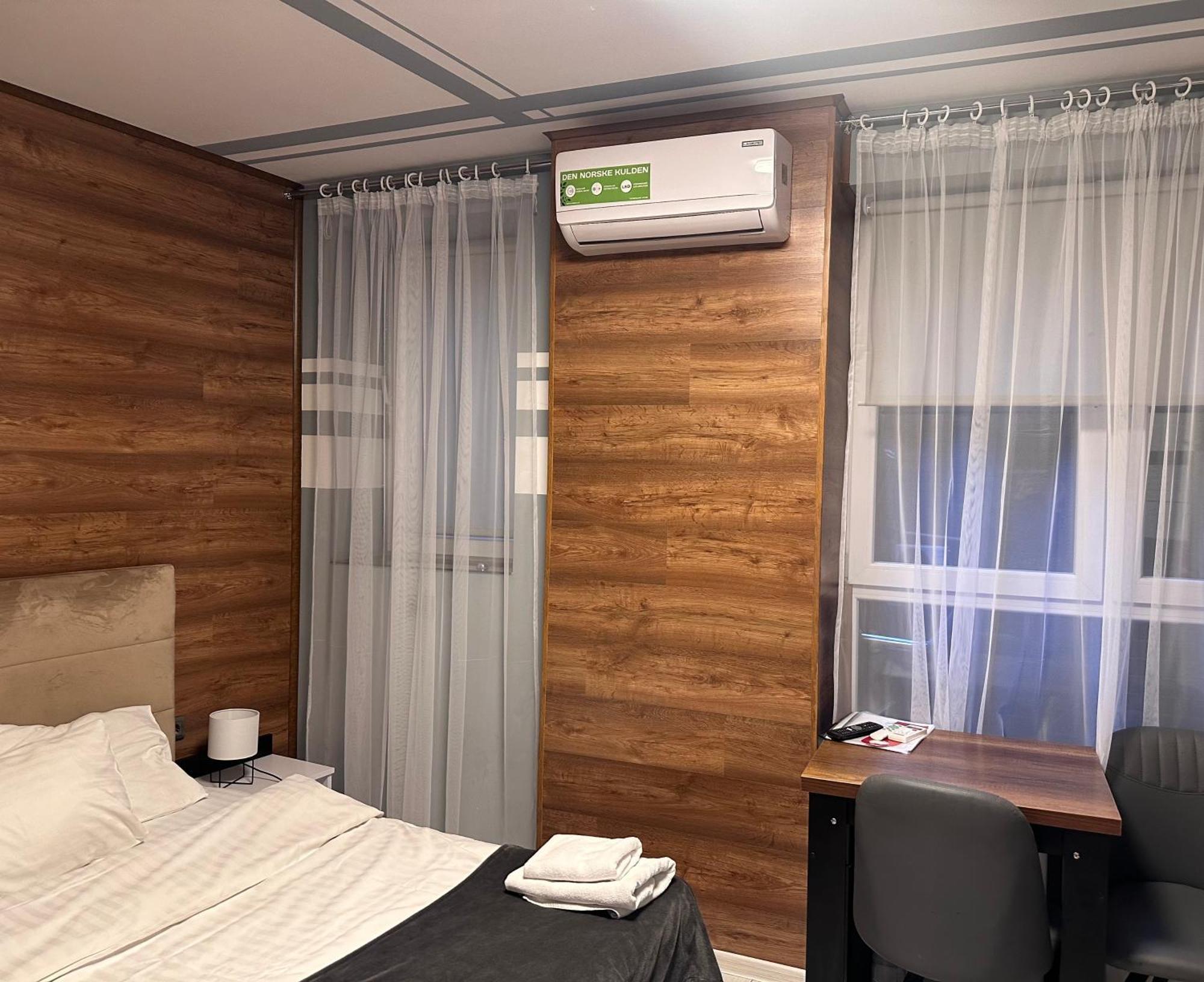 Opera Center Hotel & Apartments Lviv Bagian luar foto